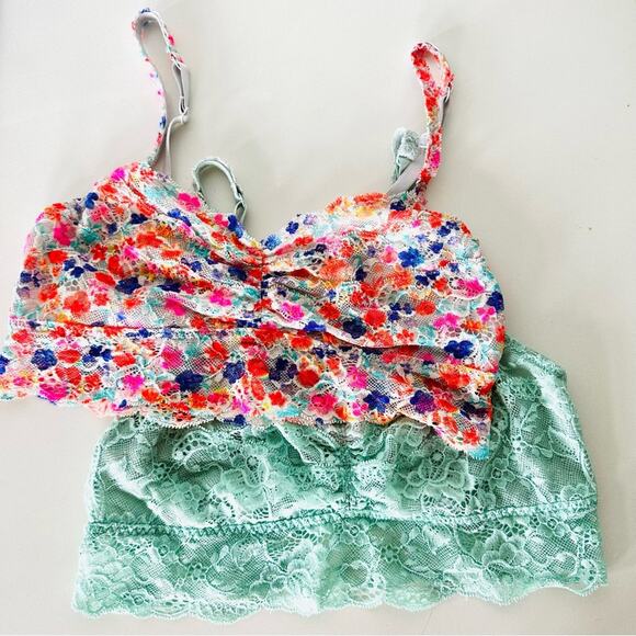 2 VS VICTORIAS SECRET PINK Lace White Red Blue Mint Green Ruffle Bra Bralette M - Picture 5 of 16